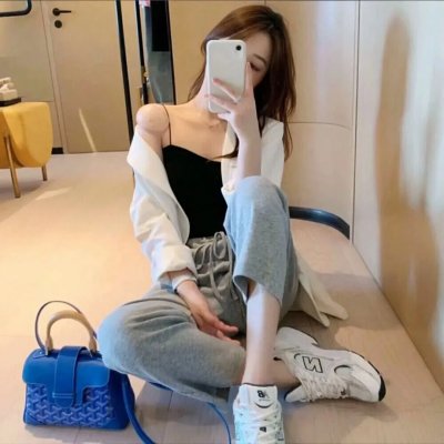 三个扑火的少年
